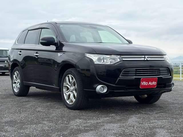 Mitsubishi Outlander PHEV 4