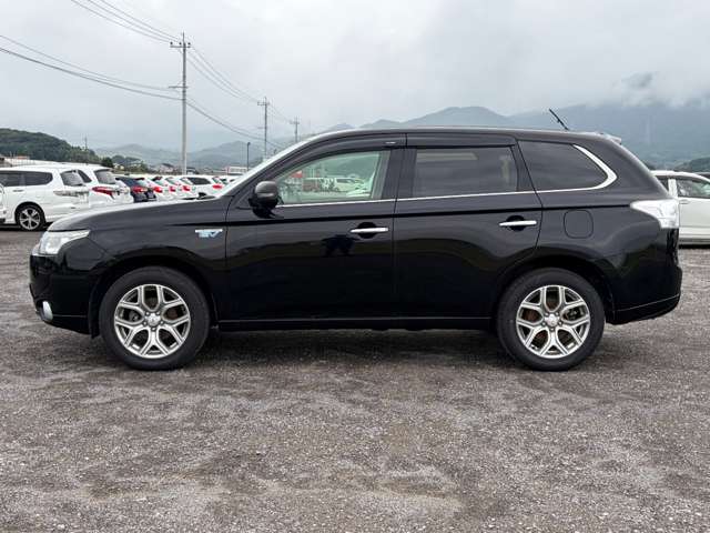 Mitsubishi Outlander PHEV 10