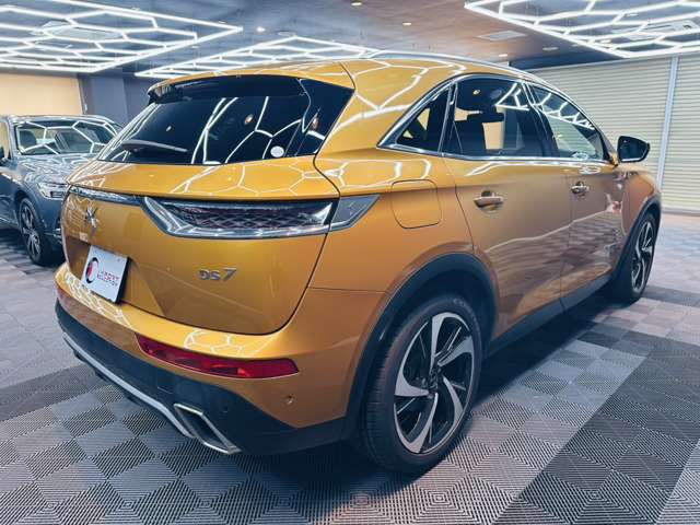 DS Automobiles DS 7 Crossback 9