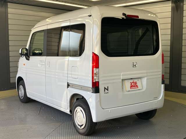 Honda N-VAN 8