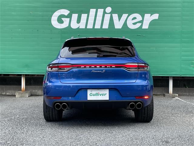 Porsche Macan 9
