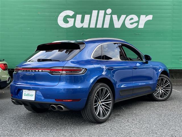 Porsche Macan 10