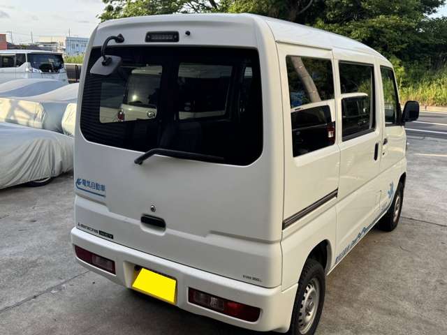 Mitsubishi Minicab MiEV 9