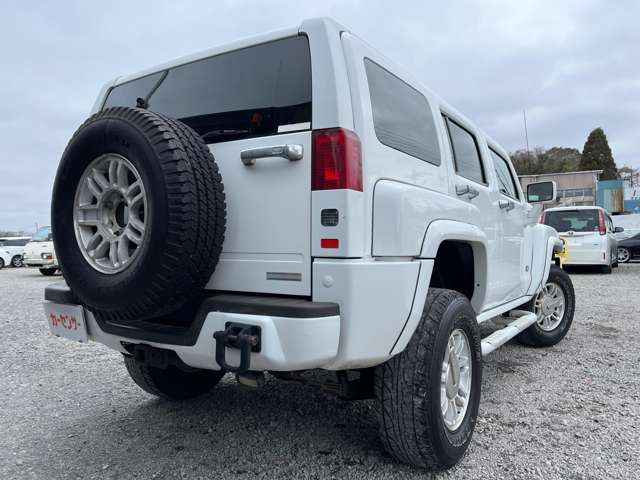Hummer H3 2