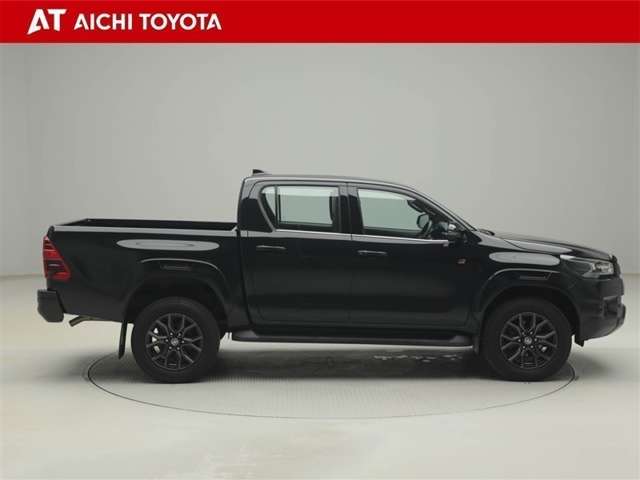 Toyota Hilux 7