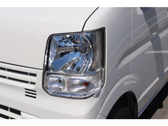 Nissan NV100 Clipper 11