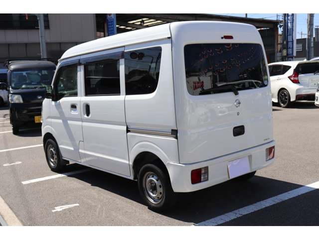 Nissan NV100 Clipper 8