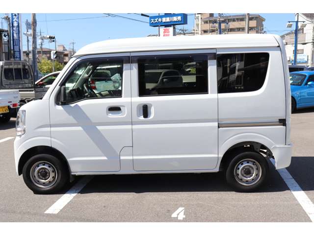 Nissan NV100 Clipper 9