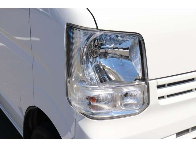 Nissan NV100 Clipper 10