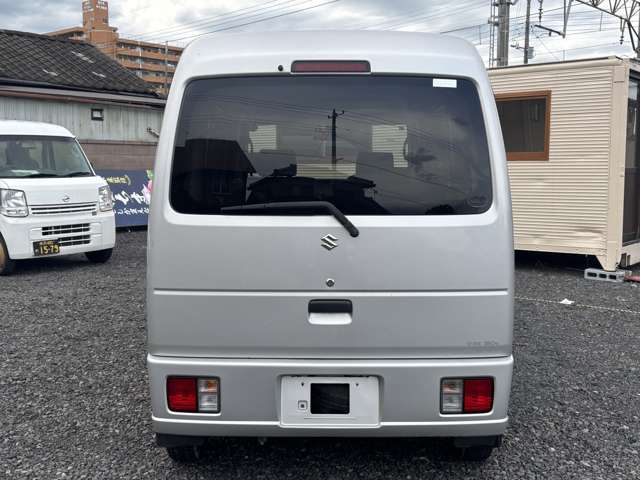 Suzuki Every 8