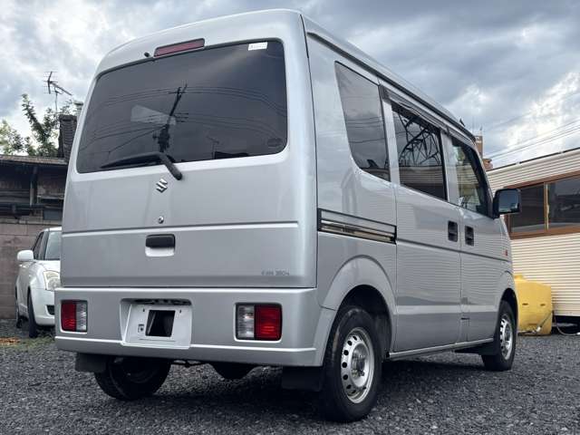 Suzuki Every 9