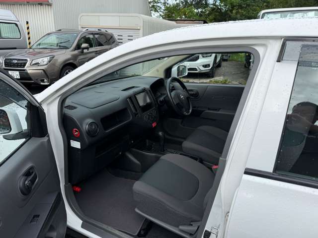 Nissan NV150 AD 9