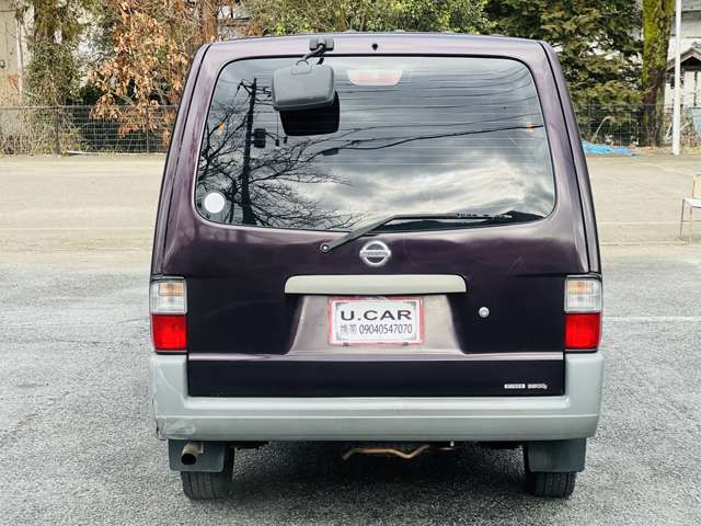Nissan Vanette 3