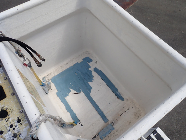Isuzu Elf 8