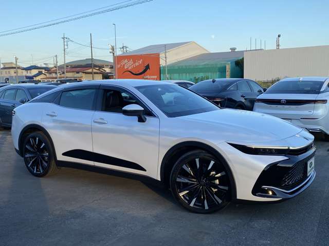 Toyota Crown Crossover 5