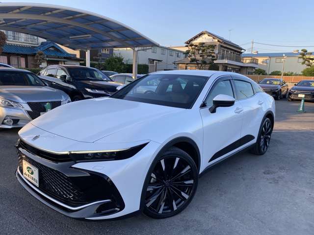 Toyota Crown Crossover 7