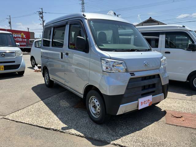 Daihatsu Hijet Cargo 3