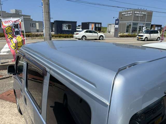 Daihatsu Hijet Cargo 7