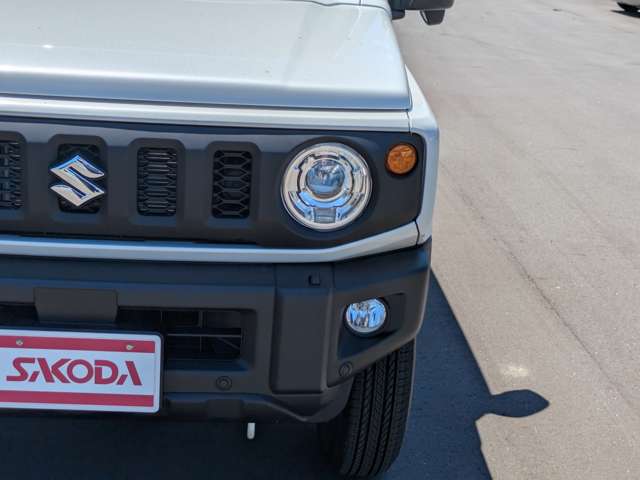 Suzuki Jimny 10