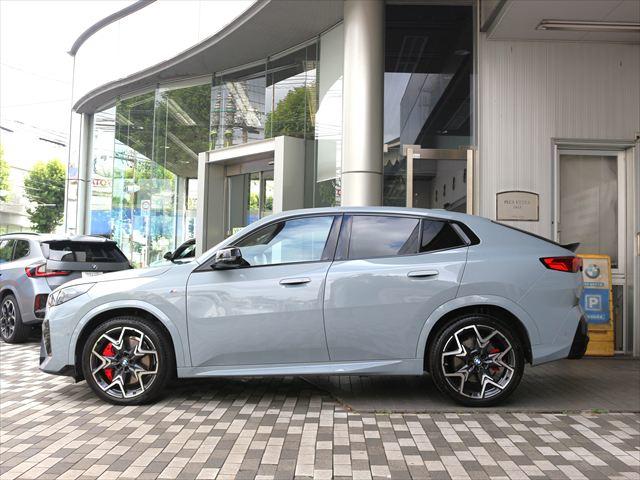 BMW X2 8