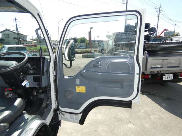 Isuzu Elf 10