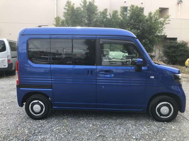 Honda N-VAN 8