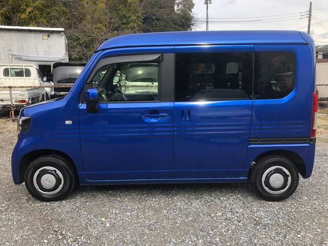 Honda N-VAN 9