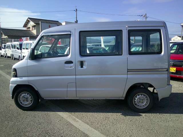 Mitsubishi Minicab Van 5