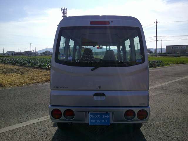 Mitsubishi Minicab Van 7