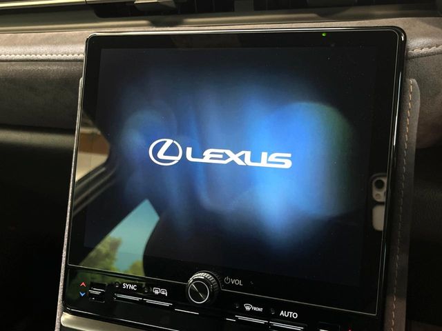 Lexus LBX 4