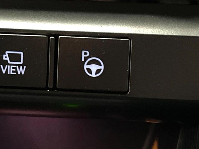 Lexus LBX 6