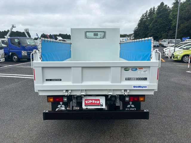 Mitsubishi Fuso Canter 6