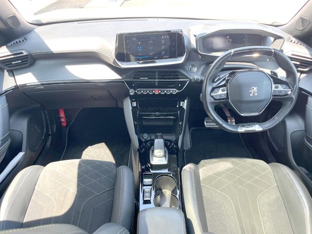 Peugeot SUV 2008 2