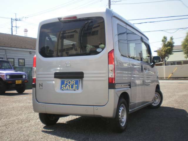 Honda N-VAN 11