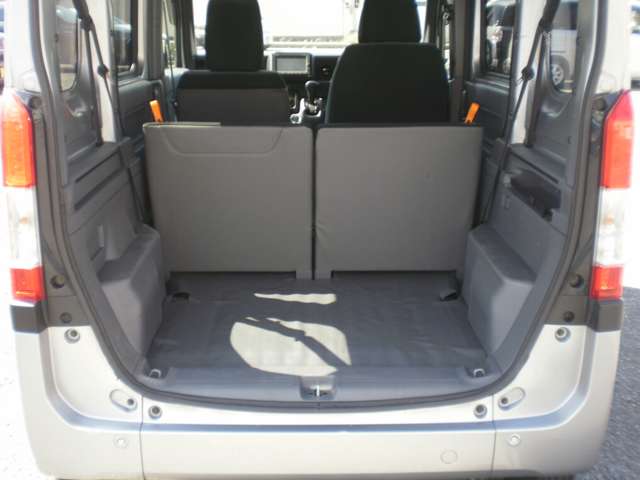 Honda N-VAN 12