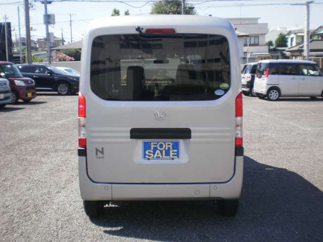Honda N-VAN 10
