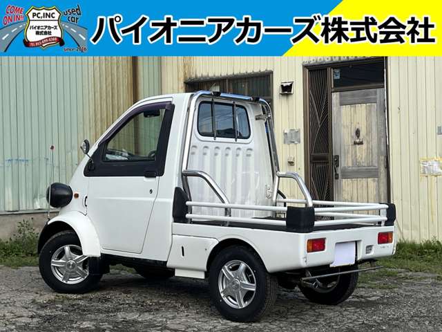 Daihatsu Midget II 12