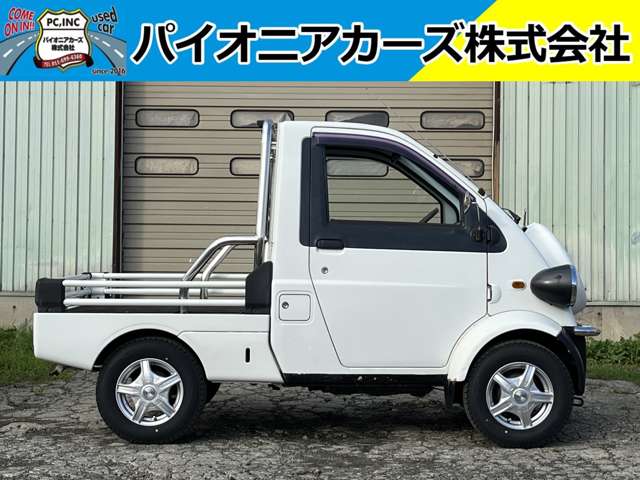 Daihatsu Midget II 9