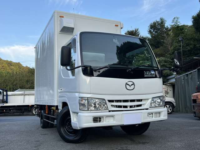 Mazda Titan Dash 6