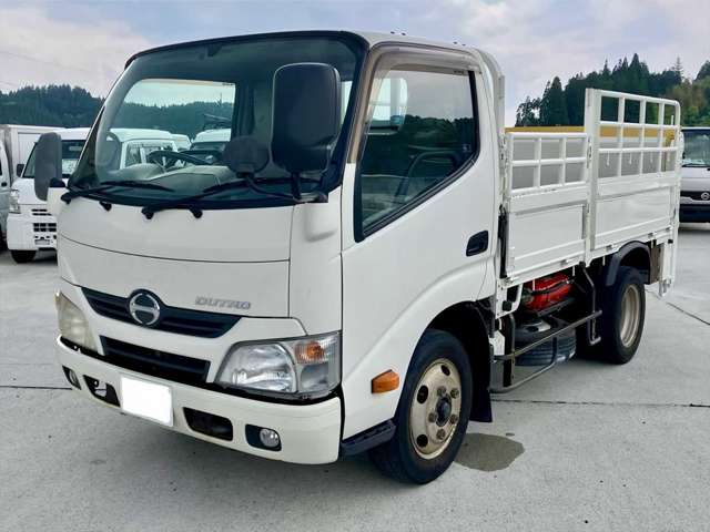 Hino Dutro 6