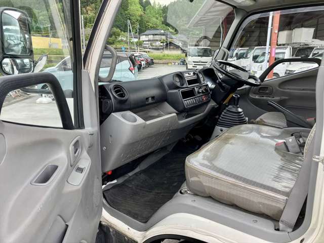 Hino Dutro 10