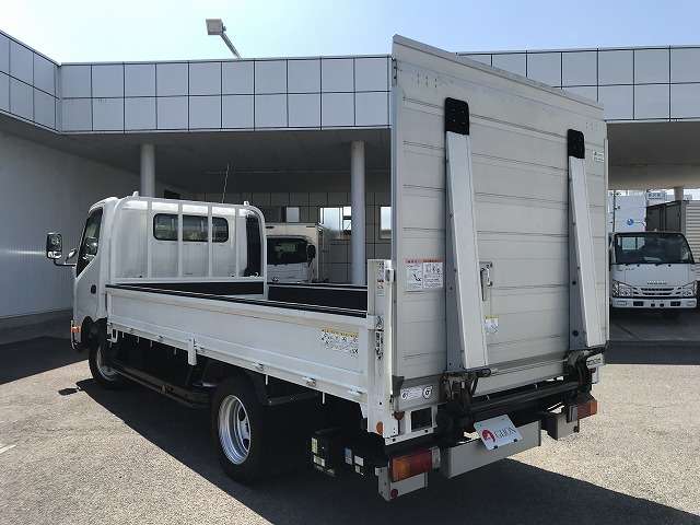 Toyota Toyoace 4