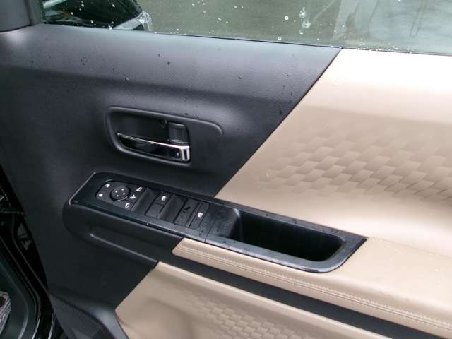 Mitsubishi Delica Mini 10