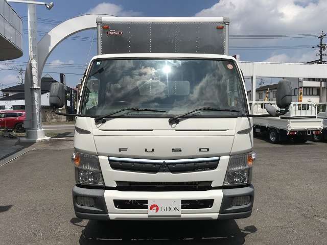 Mitsubishi Fuso Canter 2