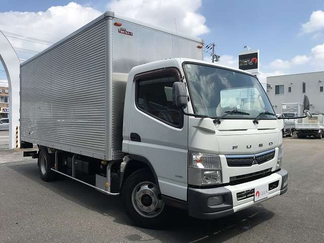 Mitsubishi Fuso Canter 3