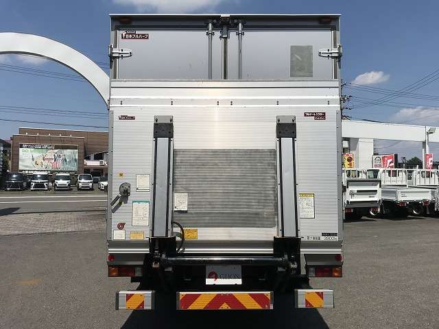 Mitsubishi Fuso Canter 5
