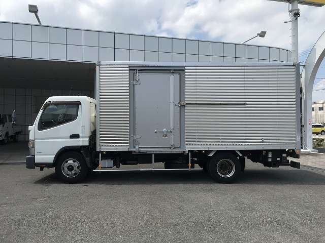 Mitsubishi Fuso Canter 7