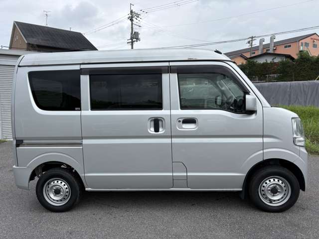 Nissan NV100 Clipper 11