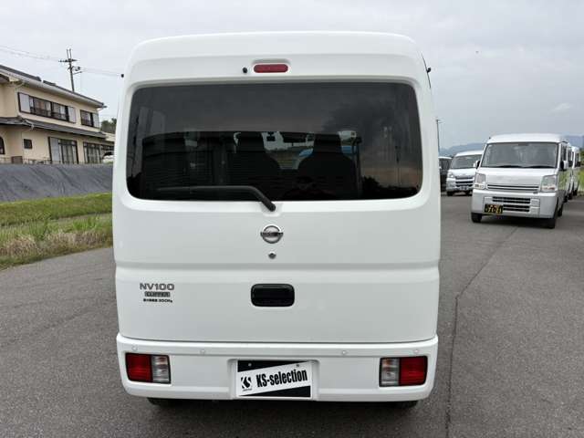 Nissan NV100 Clipper 12