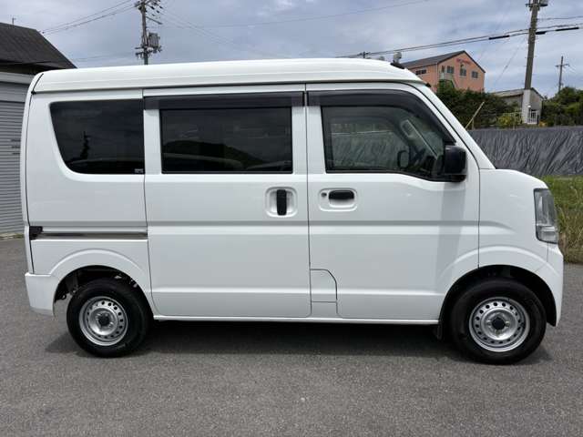 Nissan NV100 Clipper 11